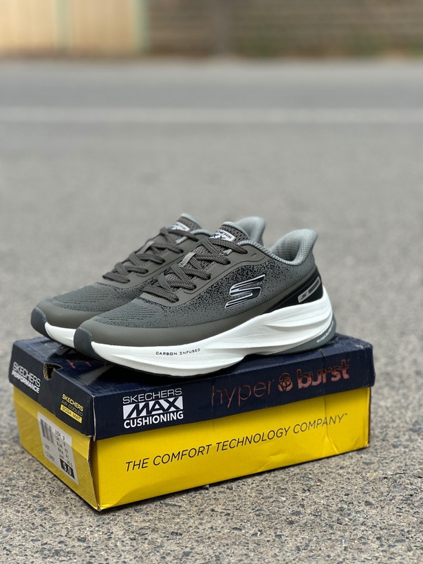 اسکیچرز SKX